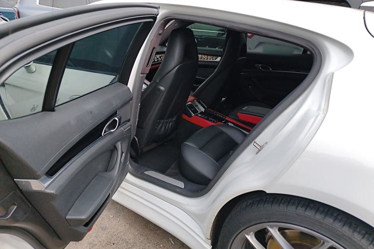 Used Porsche Panamera 2014 Panamera 3.0T Left Rear Seat