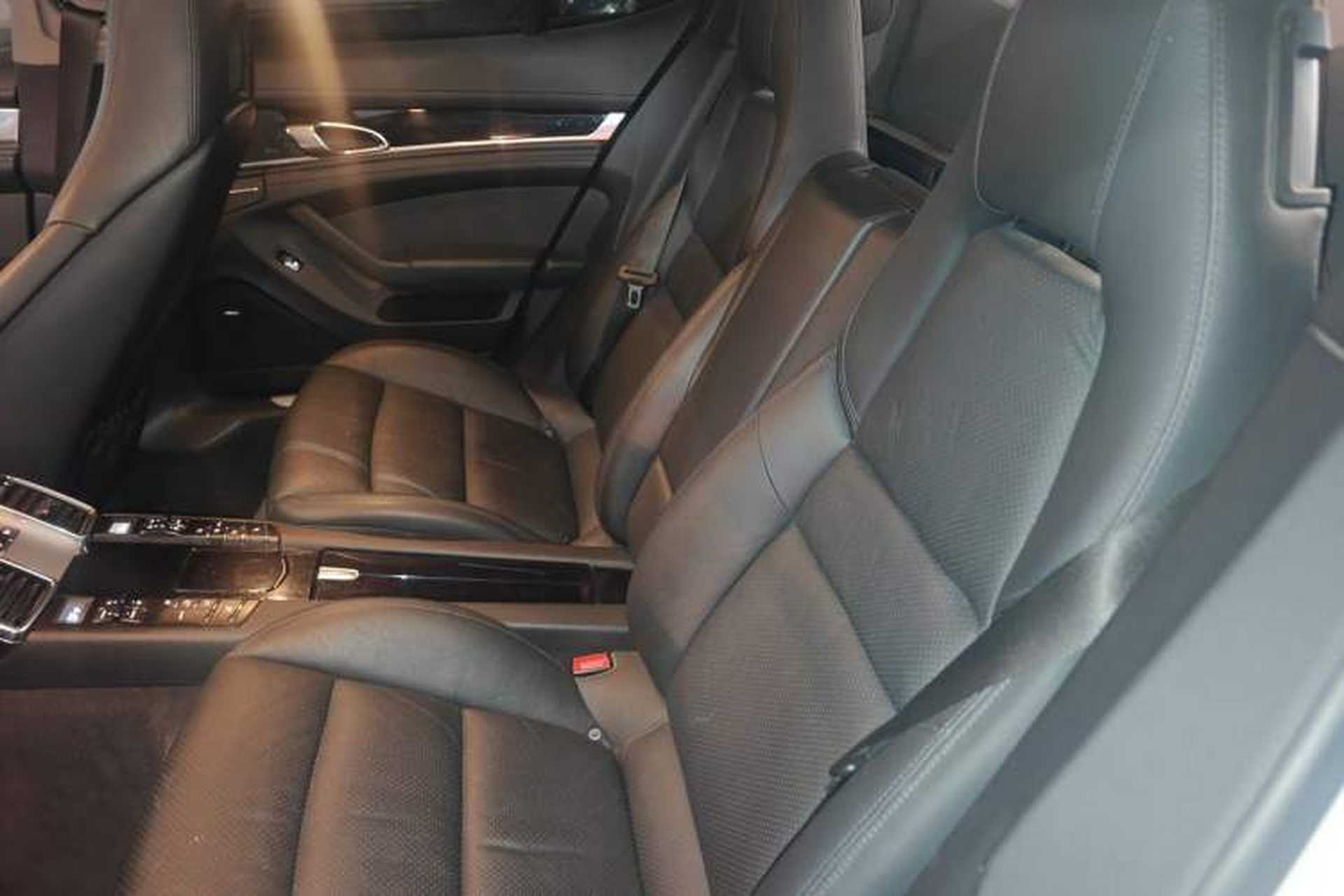 Used Porsche Panamera 2014 Panamera 3.0T Left Rear Seat