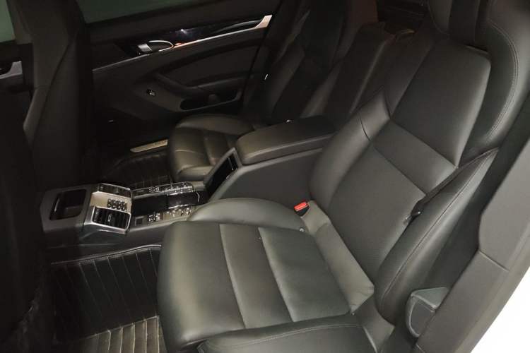 Used Porsche Panamera 2014 Panamera Executive 3.0T Left Rear Seat