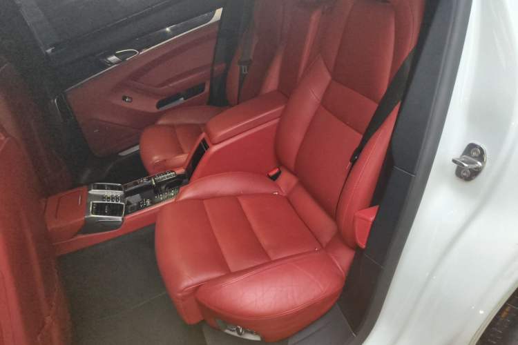 Used Porsche Panamera 2014 Panamera Executive 3.0T Left Rear Seat