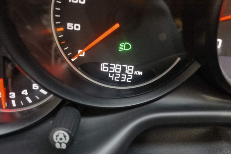 Used Porsche Panamera 2014 Panamera Executive 3.0T Odometer Close Up
