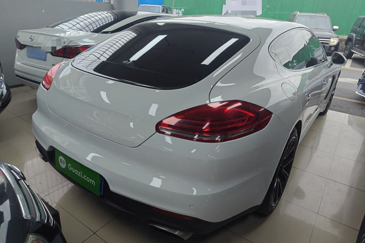 Used Porsche Panamera 2014 Panamera 4 3.0T Rear Right 45 Deg