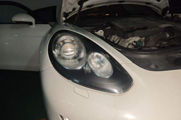 Used Porsche Panamera 2014 Panamera 4 3.0T Right Front Headlight
