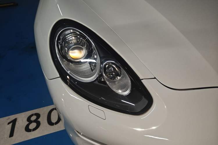 Used Porsche Panamera 2014 Panamera 4 3.0T Right Front Headlight