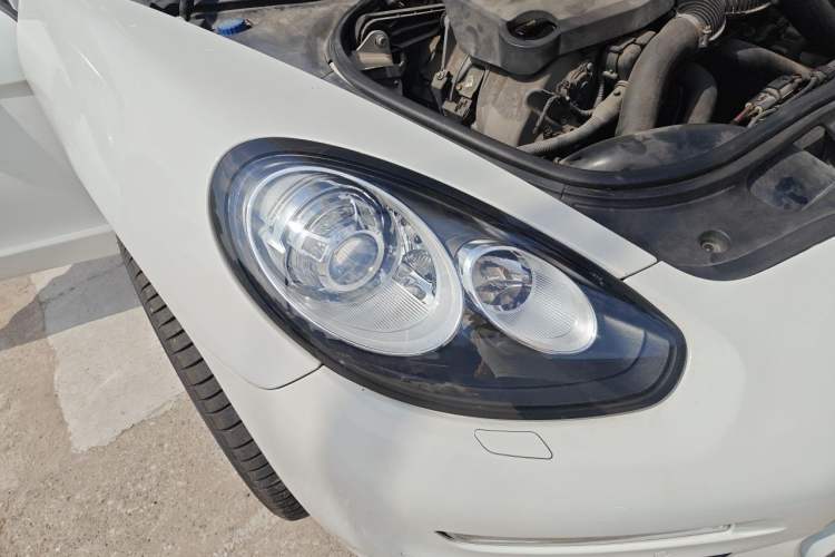 Used Porsche Panamera 2014 Panamera 3.0T Right Front Headlight