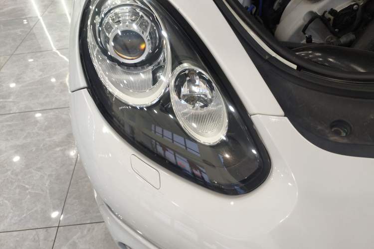 Used Porsche Panamera 2014 Panamera 4 3.0T Right Front Headlight