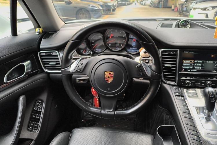 Used Porsche Panamera 2014 Panamera 3.0T Steering Wheel