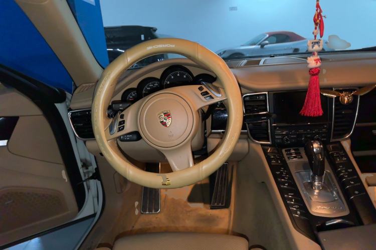 Used Porsche Panamera 2014 Panamera 3.0T Steering Wheel