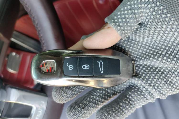 Used Porsche Panamera 2014 Panamera 4 3.0T Vehicle Key
