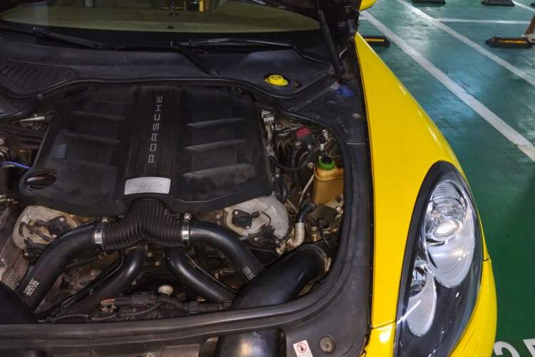 Used Porsche Panamera 2014 Panamera S Executive 3.0T Engine Bay Left