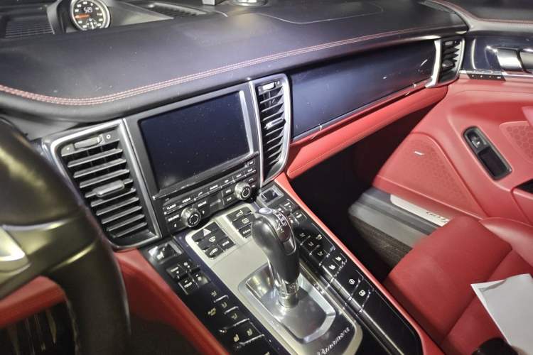 Used Porsche Panamera 2016 Panamera Executive Edition 3.0T Audio And AC Panel