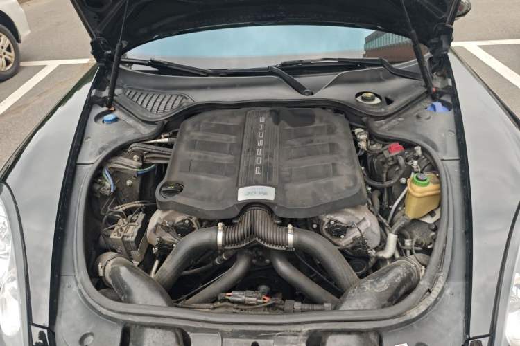 Used Porsche Panamera 2016 Panamera Executive Edition 3.0T Engine Bay