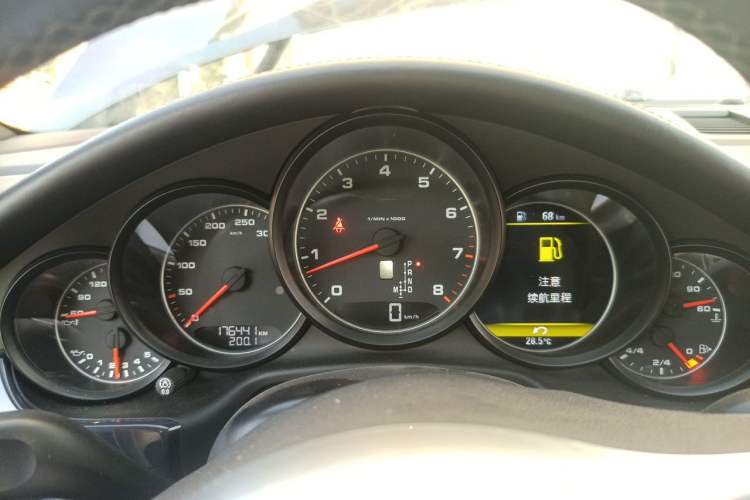 Used Porsche Panamera 2016 Panamera Edition 3.0T Instrument Cluster