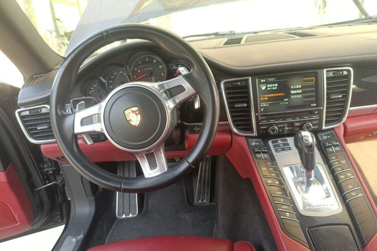 Used Porsche Panamera 2016 Panamera Edition 3.0T Steering Wheel