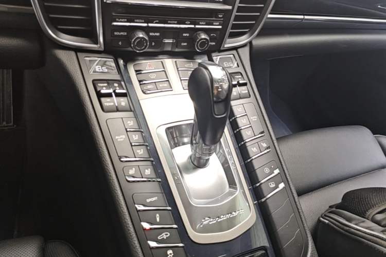Used Porsche Panamera 2016 Panamera Edition 3.0T Gear Lever