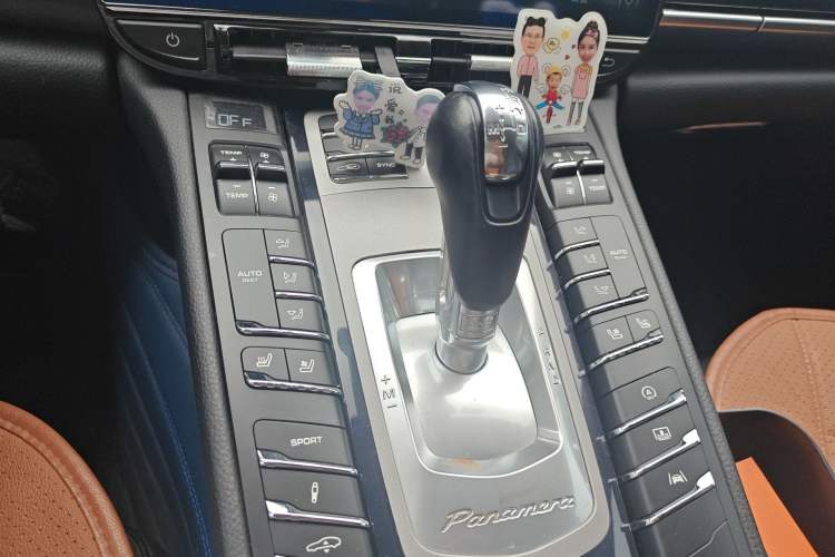 Used Porsche Panamera 2016 Panamera Edition 3.0T Gear Lever