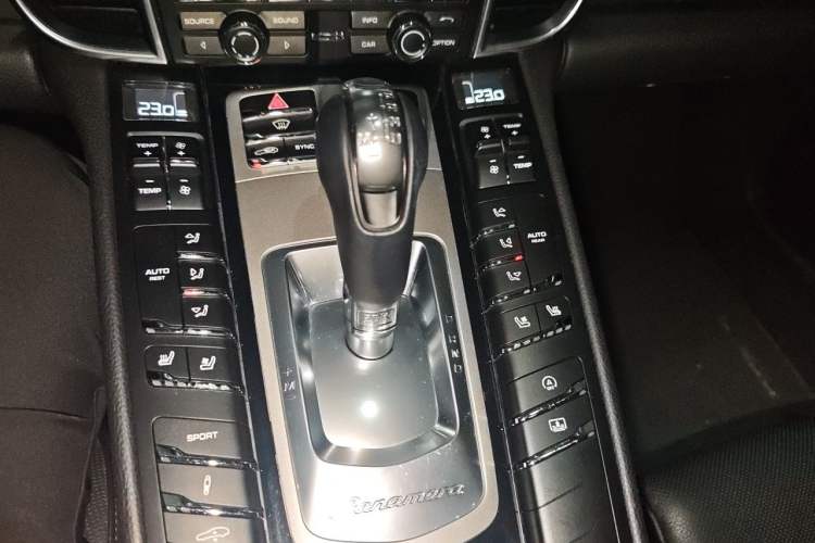 Used Porsche Panamera 2016 Panamera Edition 3.0T Gear Lever