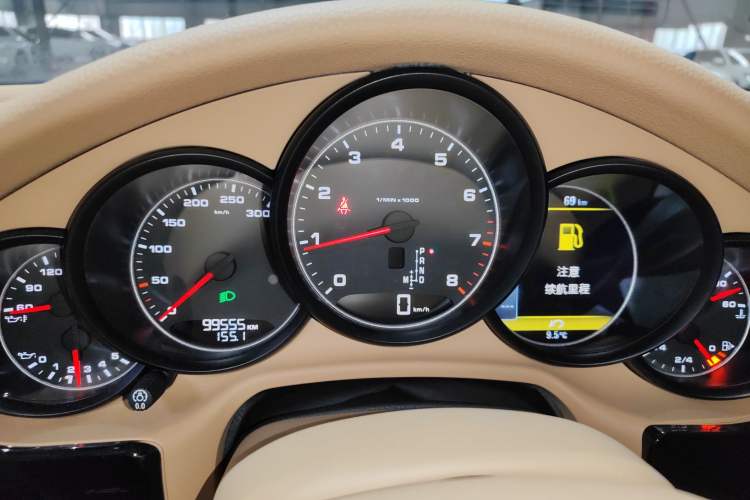 Used Porsche Panamera 2016 Panamera Executive Edition 3.0T Instrument Cluster
