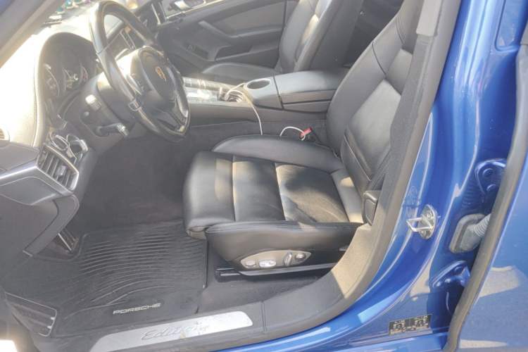 Used Porsche Panamera 2016 Panamera 4 Edition 3.0T Left Front Seat