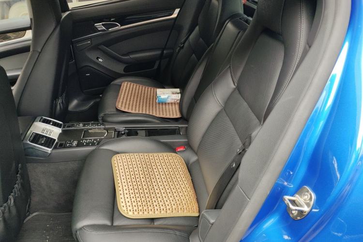 Used Porsche Panamera 2016 Panamera Edition 3.0T Left Rear Seat