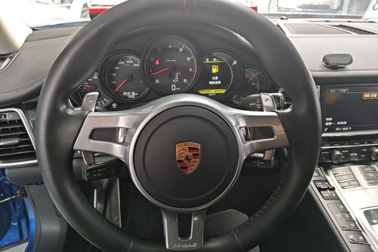 Used Porsche Panamera 2016 Panamera Edition 3.0T Steering Wheel