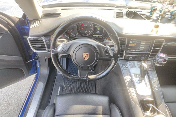 Used Porsche Panamera 2016 Panamera 4 Edition 3.0T Steering Wheel