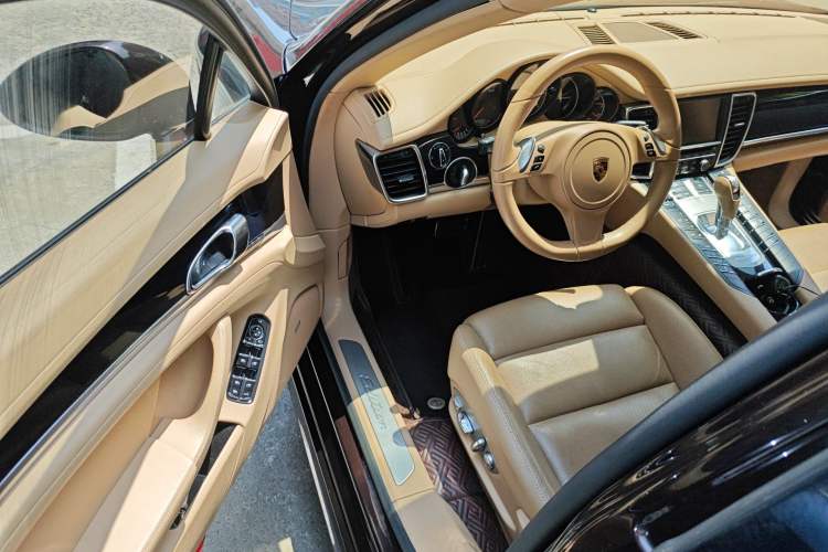Used Porsche Panamera 2016 Panamera Edition 3.0T Driver Seat