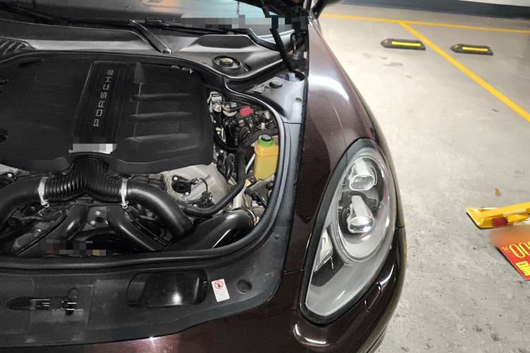 Used Porsche Panamera 2016 Panamera Executive Edition 3.0T Engine Bay Left