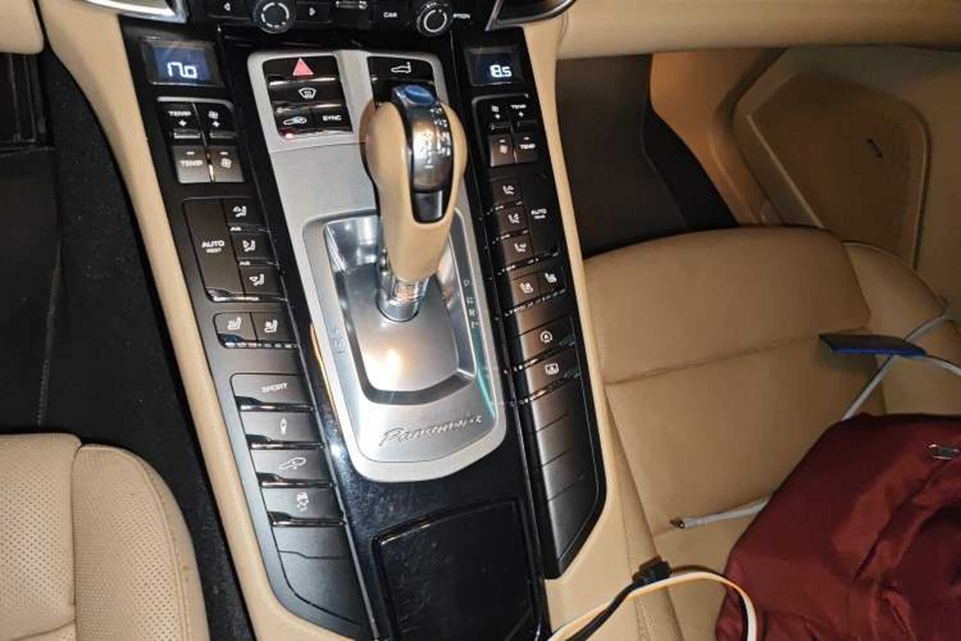Used Porsche Panamera 2016 Panamera Edition 3.0T Gear Lever