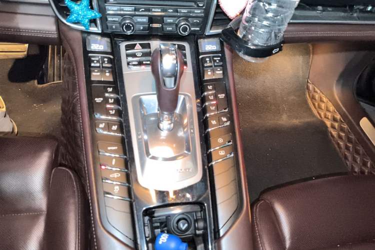Used Porsche Panamera 2016 Panamera Executive Edition 3.0T Gear Lever