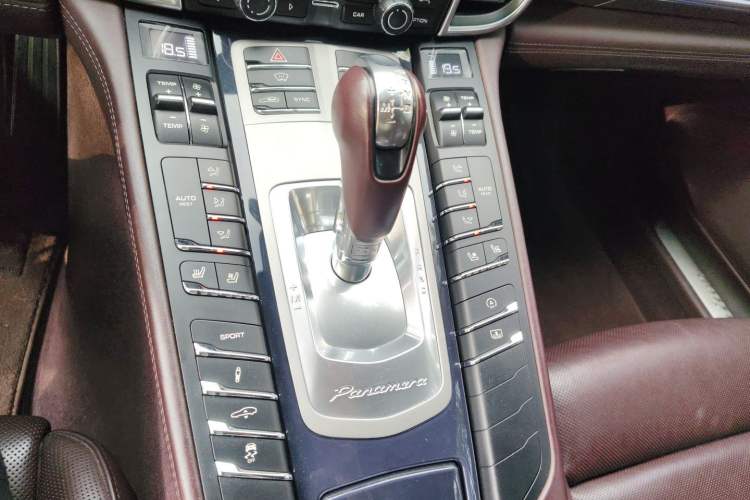 Used Porsche Panamera 2016 Panamera Executive Edition 3.0T Gear Lever
