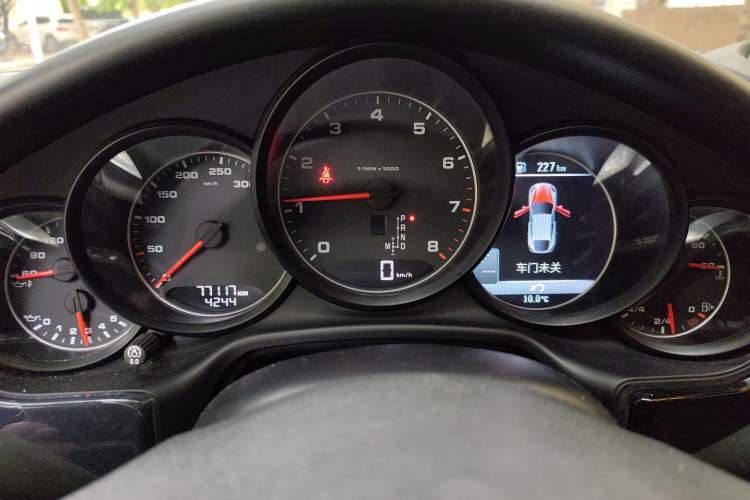 Used Porsche Panamera 2016 Panamera 4 Edition 3.0T Instrument Cluster