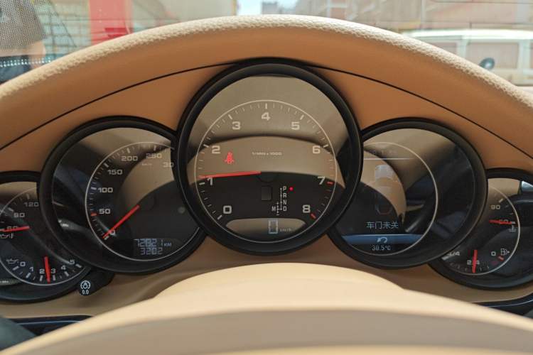 Used Porsche Panamera 2016 Panamera Edition 3.0T Instrument Cluster
