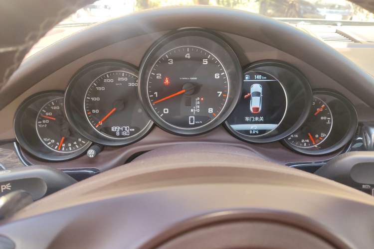 Used Porsche Panamera 2016 Panamera Executive Edition 3.0T Instrument Cluster