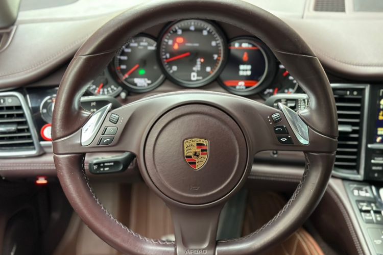 Used Porsche Panamera 2016 Panamera Edition 3.0T Interior 2