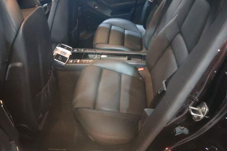Used Porsche Panamera 2016 Panamera Edition 3.0T Interior 4