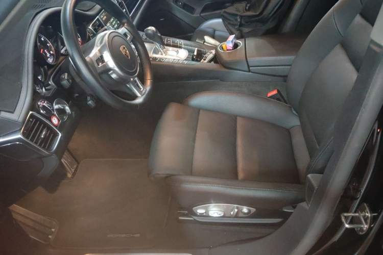 Used Porsche Panamera 2016 Panamera Edition 3.0T Left Front Seat