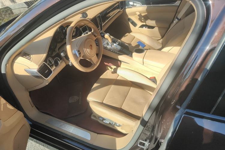 Used Porsche Panamera 2016 Panamera 4 Edition 3.0T Left Front Seat