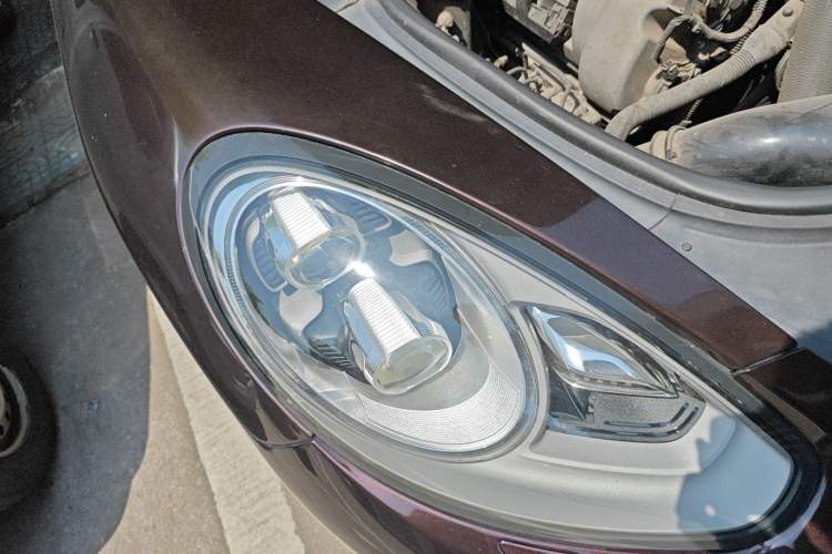 Used Porsche Panamera 2016 Panamera Edition 3.0T Right Front Headlight