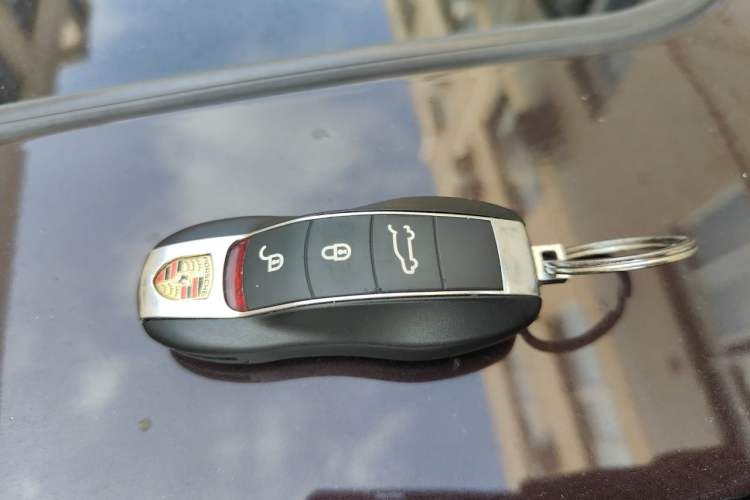 Used Porsche Panamera 2016 Panamera Edition 3.0T Vehicle Key