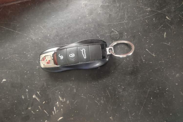 Used Porsche Panamera 2016 Panamera Edition 3.0T Vehicle Key