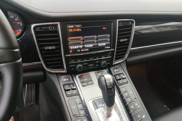 Used Porsche Panamera 2016 Panamera Edition 3.0T Audio And AC Panel