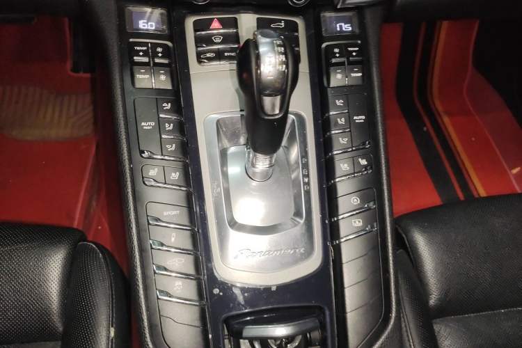 Used Porsche Panamera 2016 Panamera Executive Edition 3.0T Gear Lever