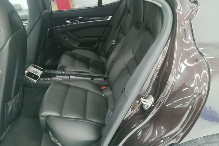 Used Porsche Panamera 2016 Panamera Edition 3.0T Left Rear Seat