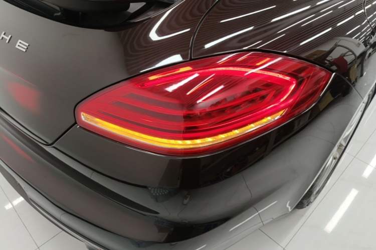 Used Porsche Panamera 2016 Panamera Edition 3.0T Right Rear Taillight