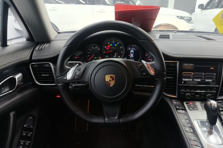 Used Porsche Panamera 2016 Panamera Edition 3.0T Steering Wheel