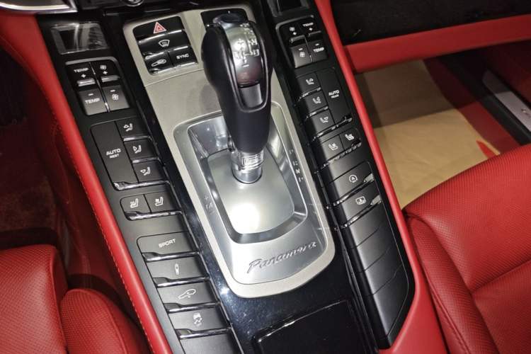 Used Porsche Panamera 2016 Panamera 4 Executive Edition 3.0T Gear Lever