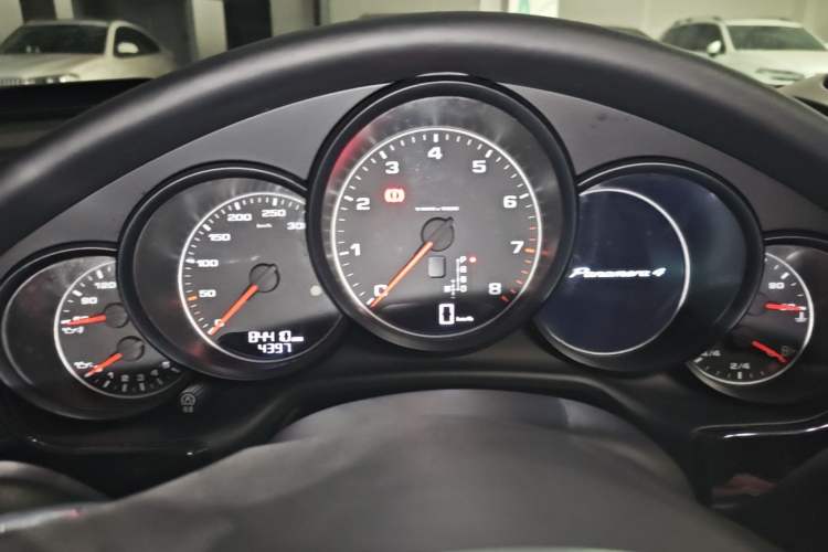Used Porsche Panamera 2016 Panamera 4 Executive Edition 3.0T Instrument Cluster