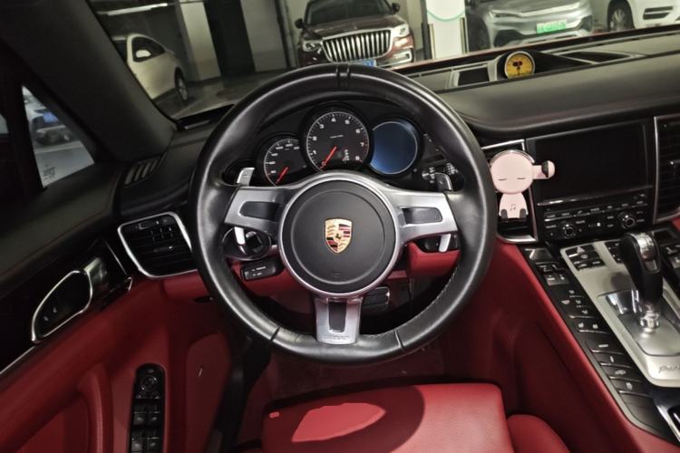 Used Porsche Panamera 2016 Panamera 4 Executive Edition 3.0T Steering Wheel