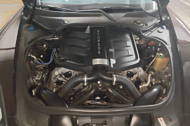 Used Porsche Panamera 2016 Panamera Executive Edition 3.0T Engine Bay